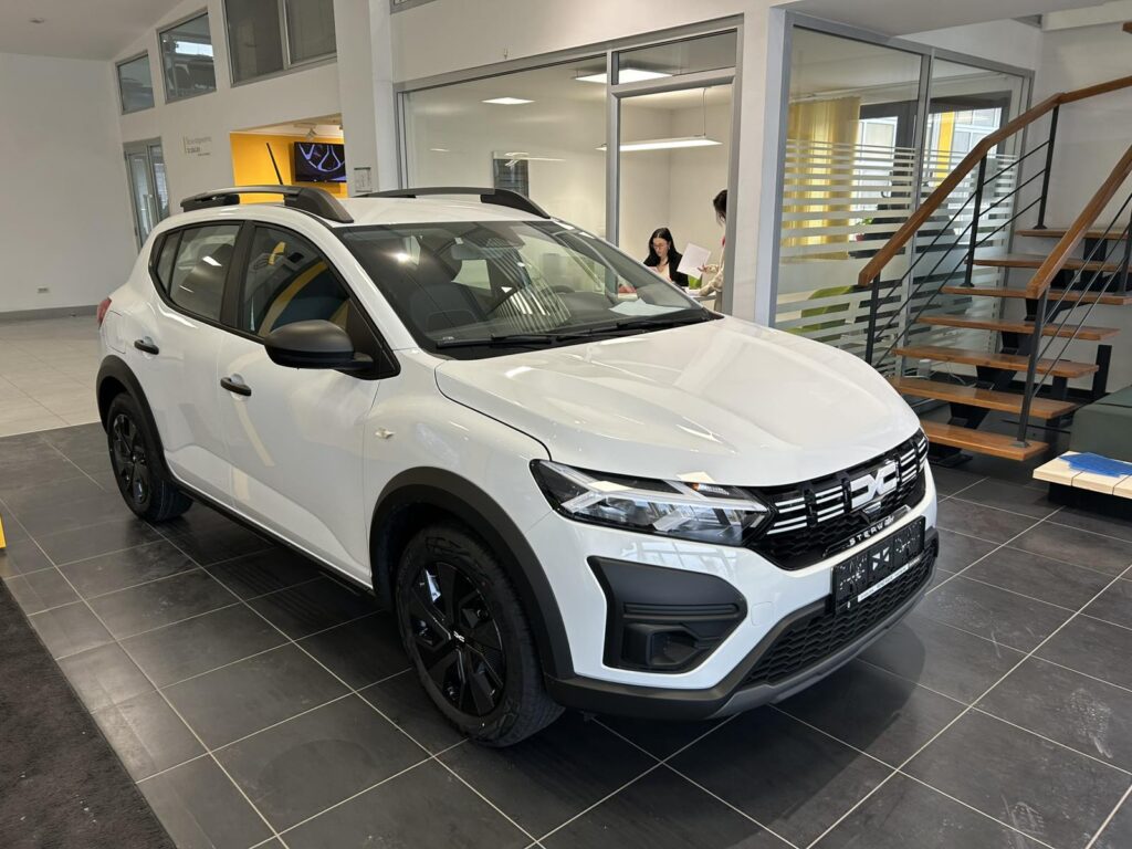 Dacia Stepway ESSENTIAL TCe 110
